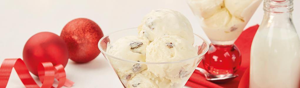 White Chocolate Christmas Pudding Ice Cream Zyliss UK