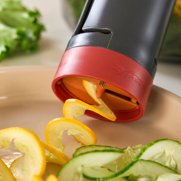 Close-up of the zyliss Spiralizer making vegetable ribbons