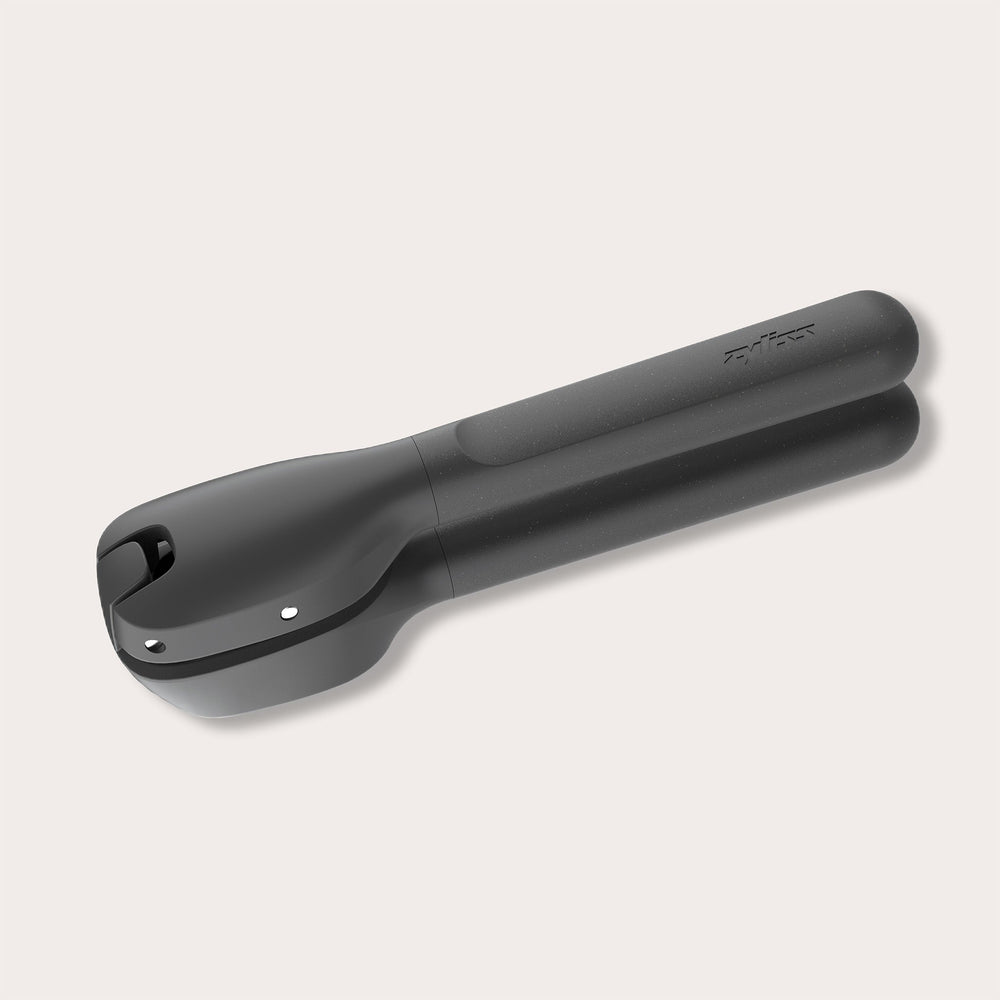 Classic Garlic Press