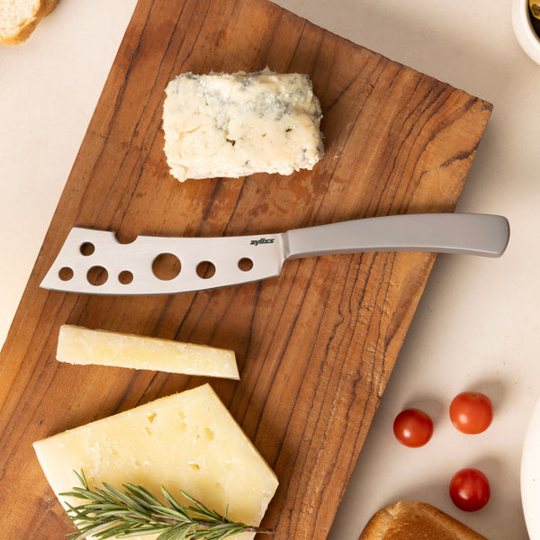 Zyliss Signature Semi-Soft Cheese Knife 116mm/4.6in — lifestyle