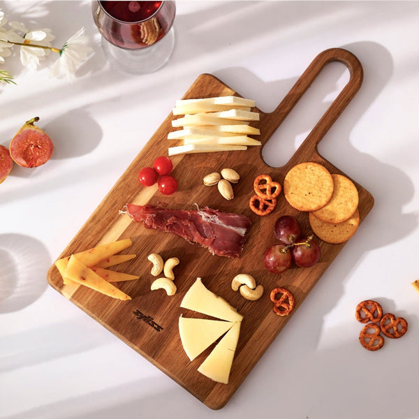 Zyliss Serving Board Acacia Wood S 36x21cm/14x8.2in — lifestyle