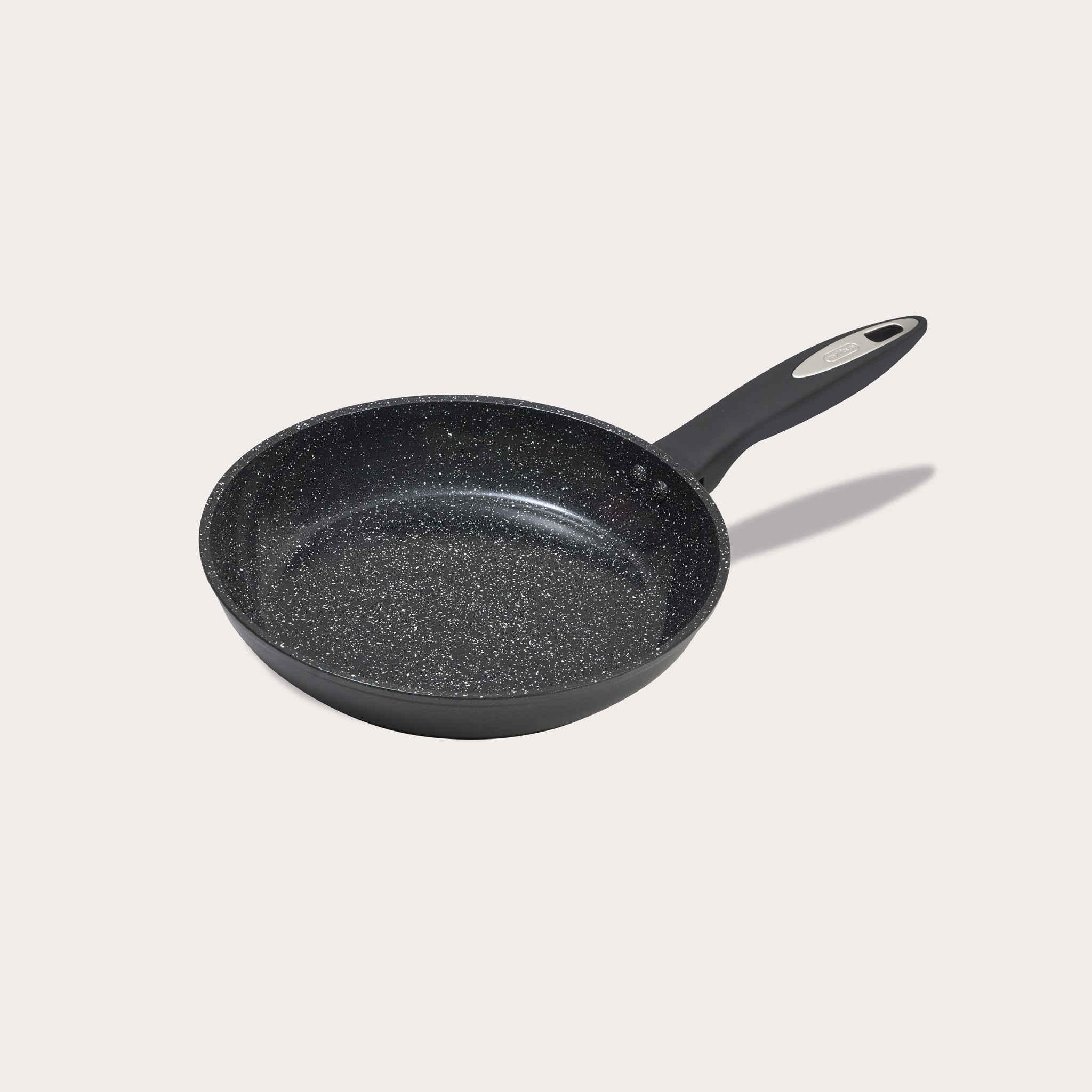 #28cm/11"
The Zyliss Ultimate Ceramic Fry Pan is PFAS-free, featuring a black speckled non-stick surface and a long black handle, shown on a plain white background.