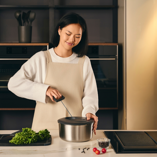 Garlic Press & Salad Spinner Bundle