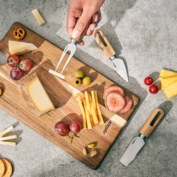 Zyliss Artisan 3 Piece Petite Knife Set — in use
