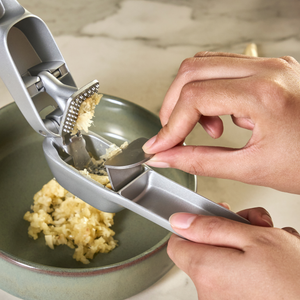 Garlic Press & Salad Spinner Bundle